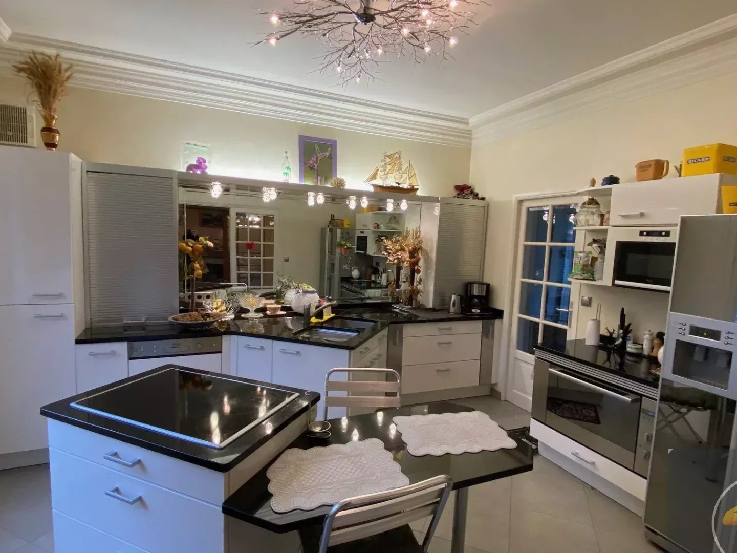 Maison à vendre - 8 pièces - 196m2 - Chelles (77500)