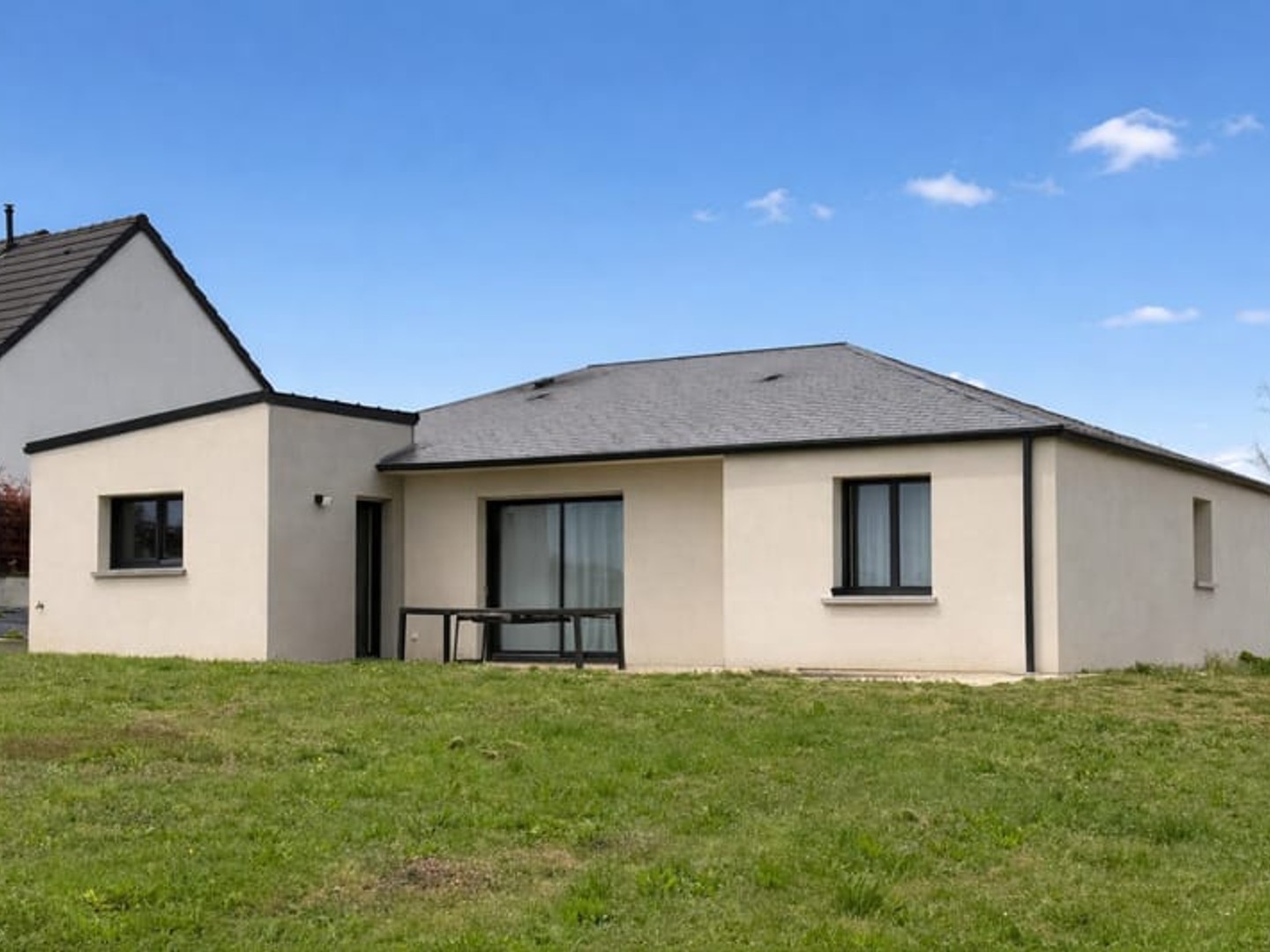 Maison à vendre - 5 pièces - 100m2 - Briosne-Lès-Sables (72110)