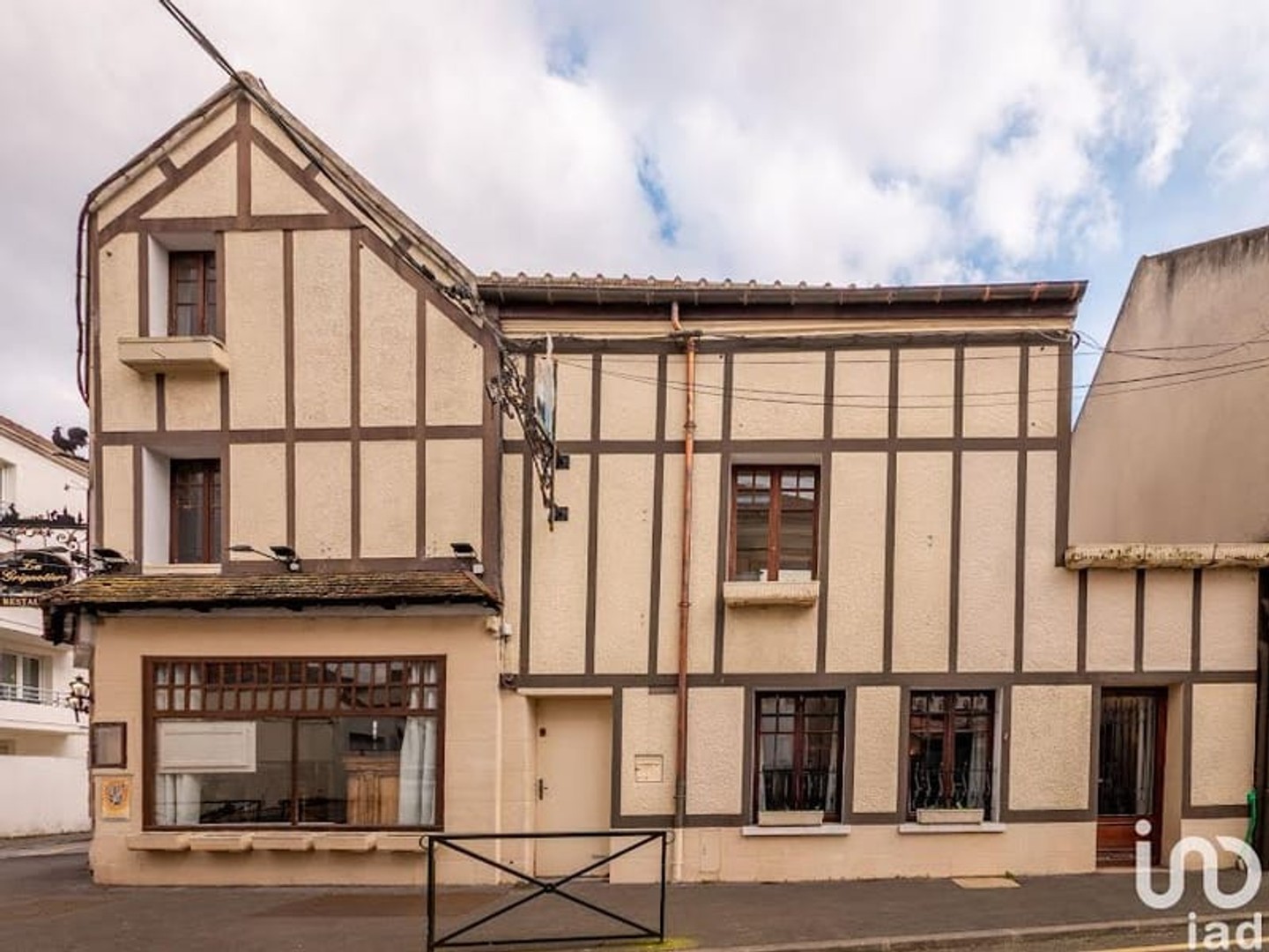 Magasin à vendre - 4 pièces - 292m2 - Meaux (77100)