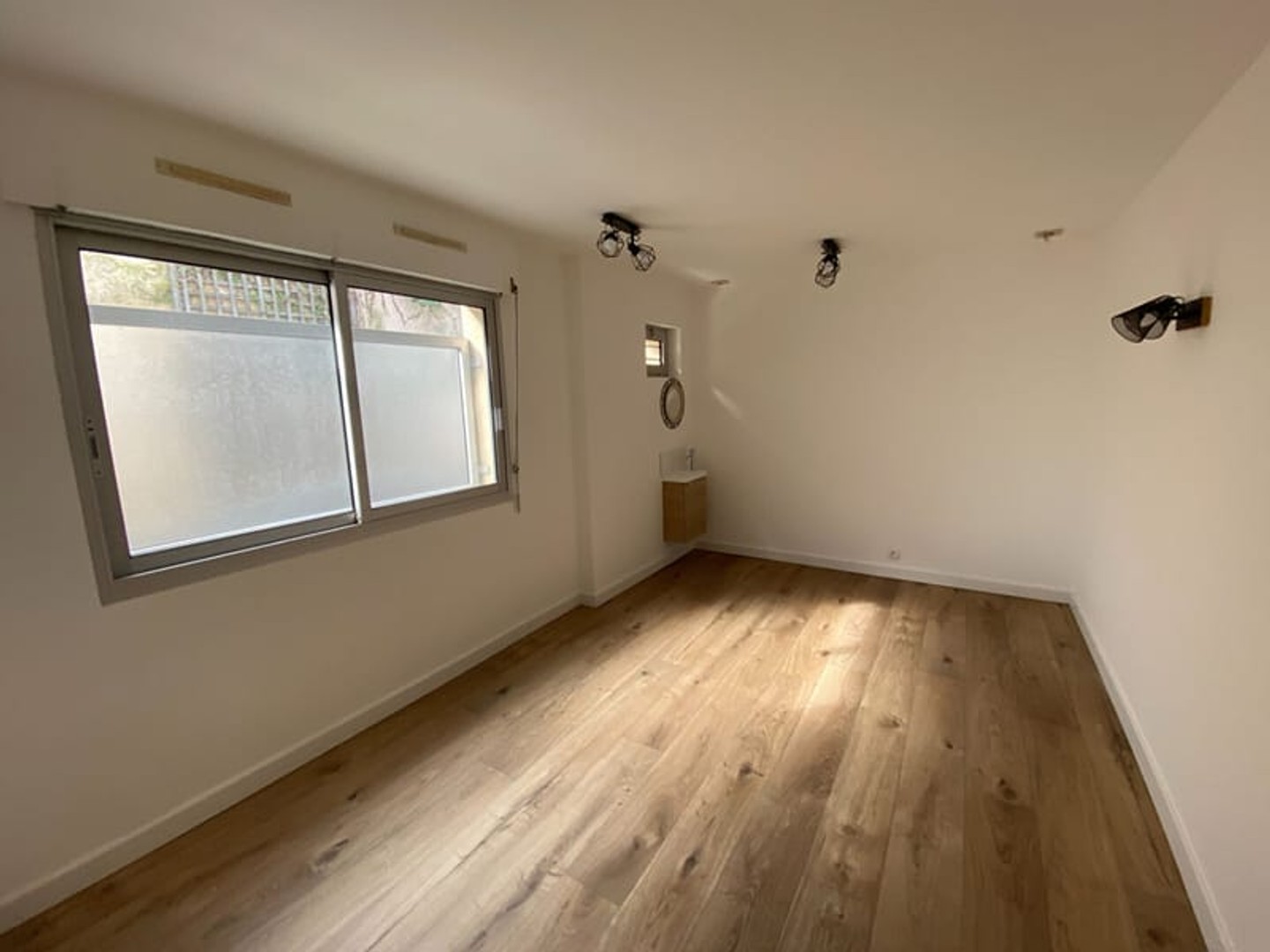 Immeuble commercial 1 pièce 22 m²