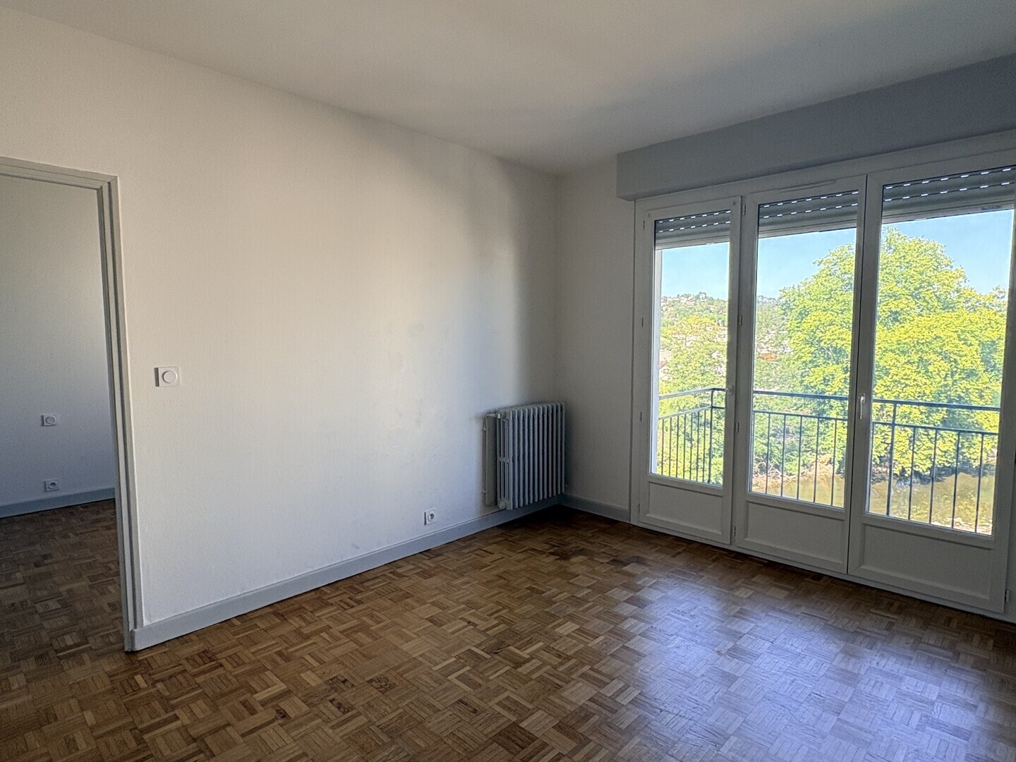 Appartement à vendre - 2 pièces - 46m2 - Brive-La-Gaillarde (19100)