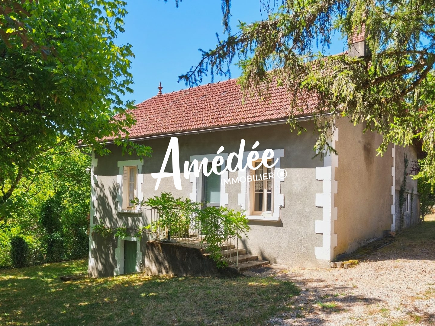 AYNAC - Maison deux pièces