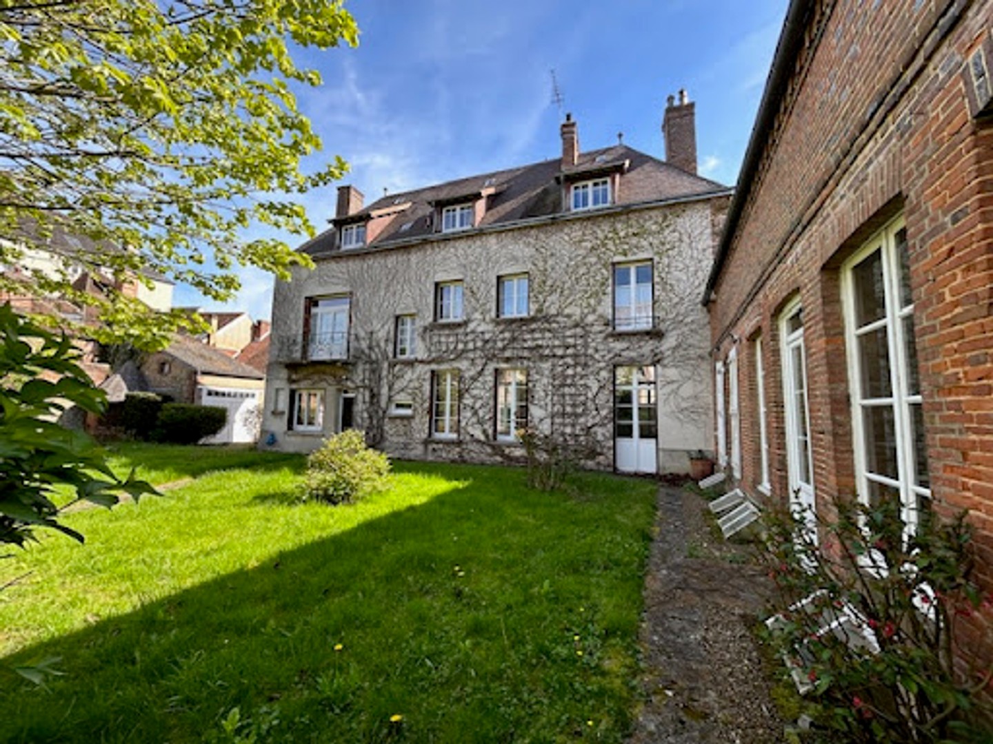 Maison à vendre - 9 pièces - 232m2 - L'aigle (61300)