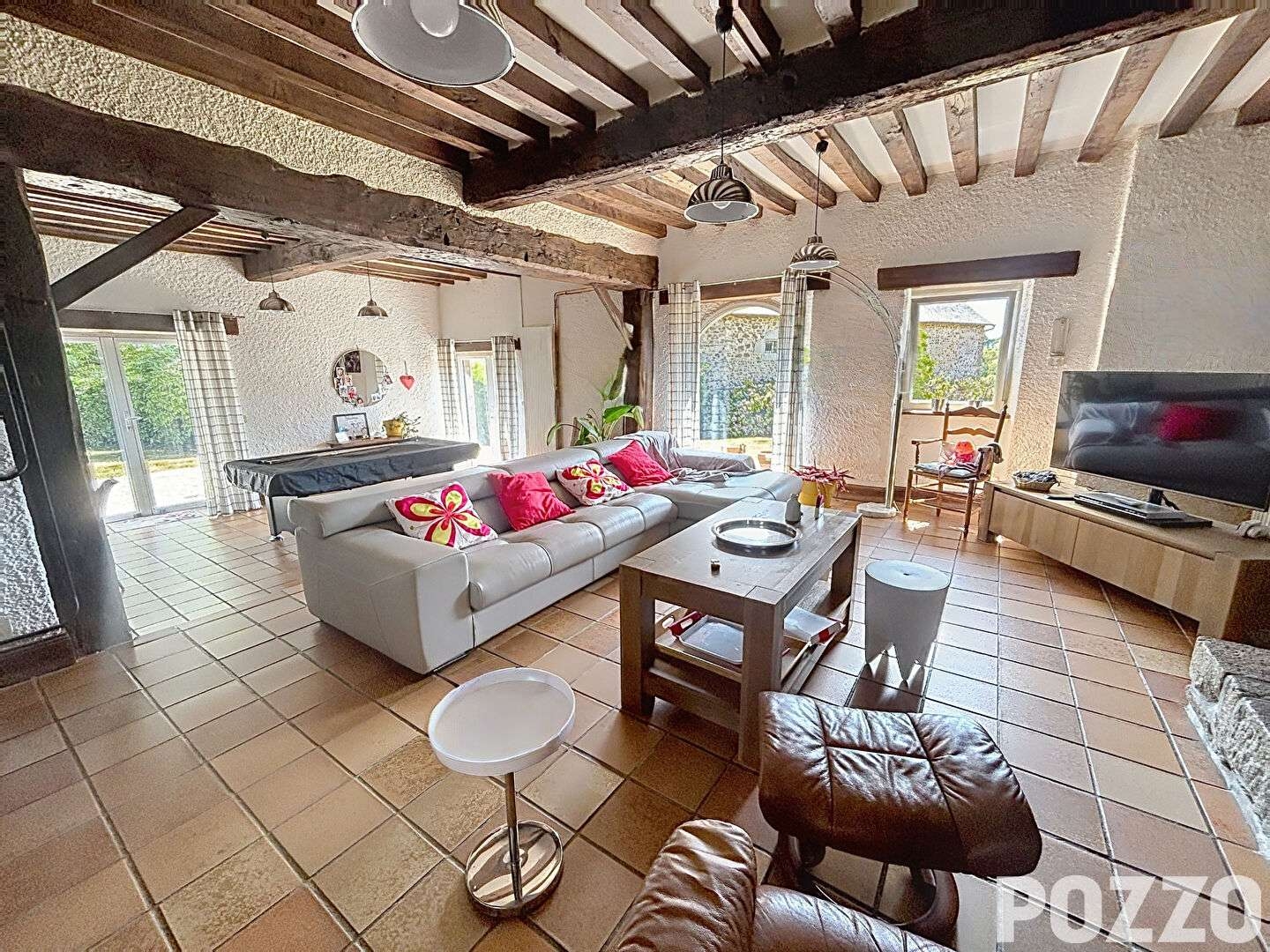 Maison 9 pièces 255 m²