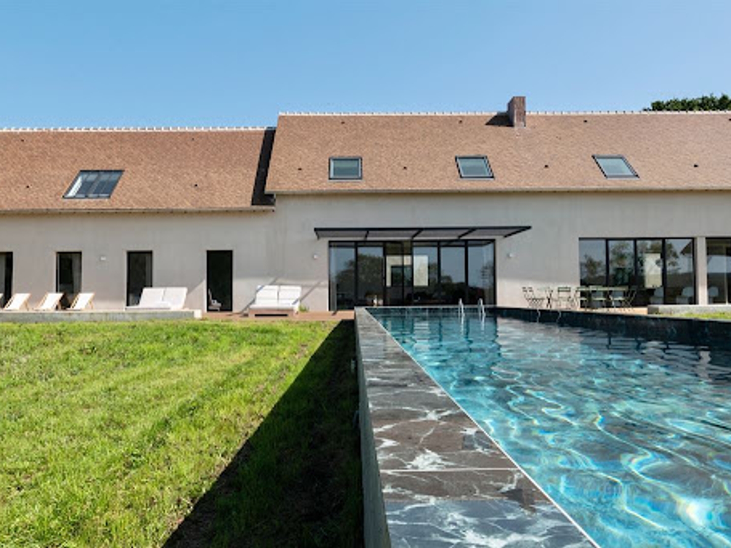 Maison à vendre - 11 pièces - 549m2 - Saint-Étienne-La-... (14950)