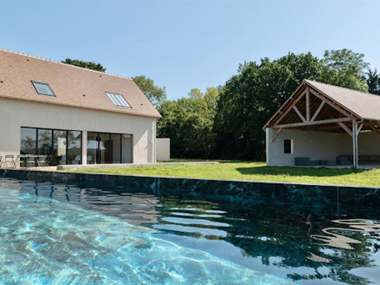 Maison à vendre - 11 pièces - 549m2 - Saint-Étienne-La-... (14950)