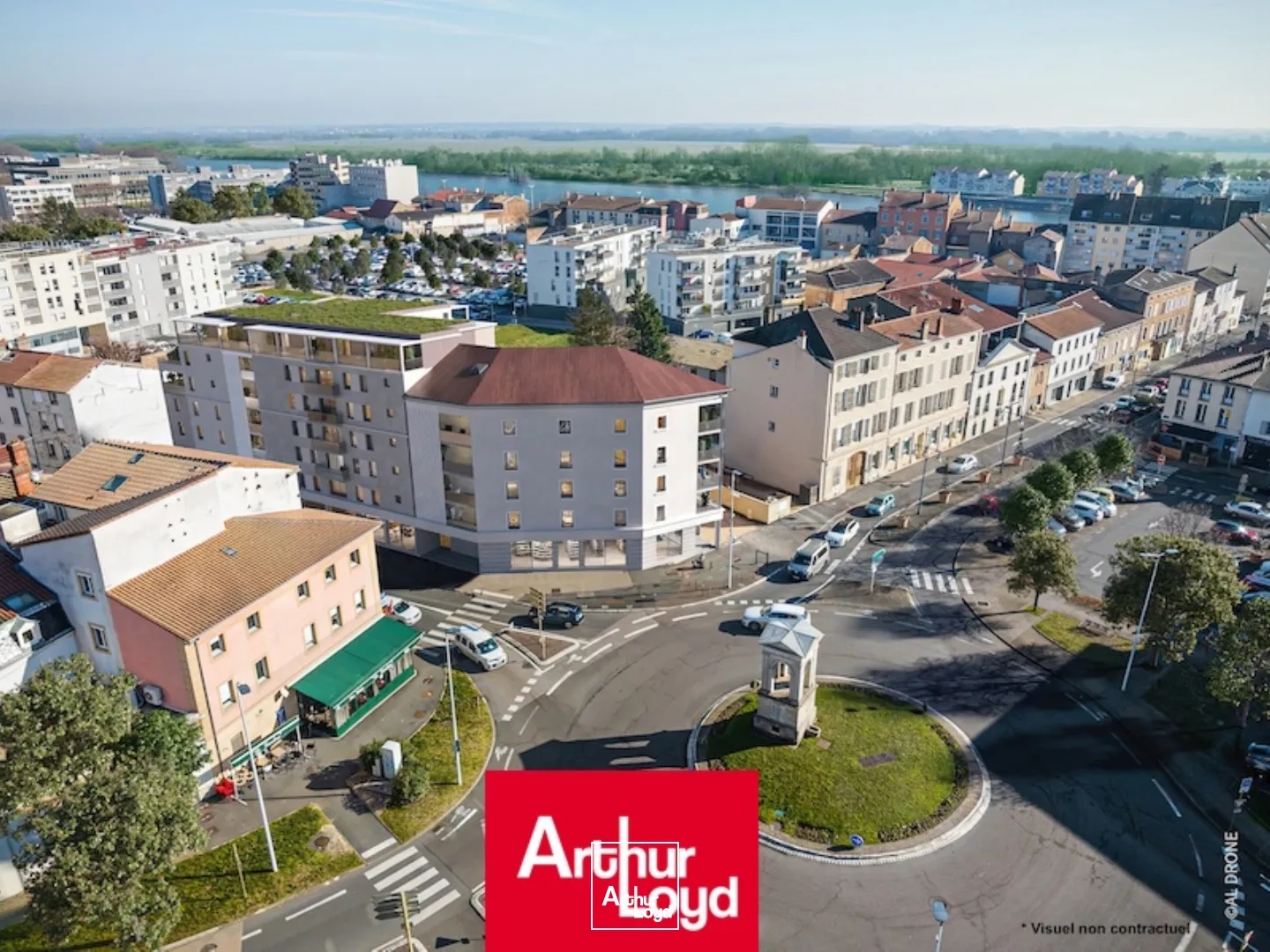 DERNIER LOT VACANT Local commercial à vendre à proximité du CENTRE VILLE de MACON