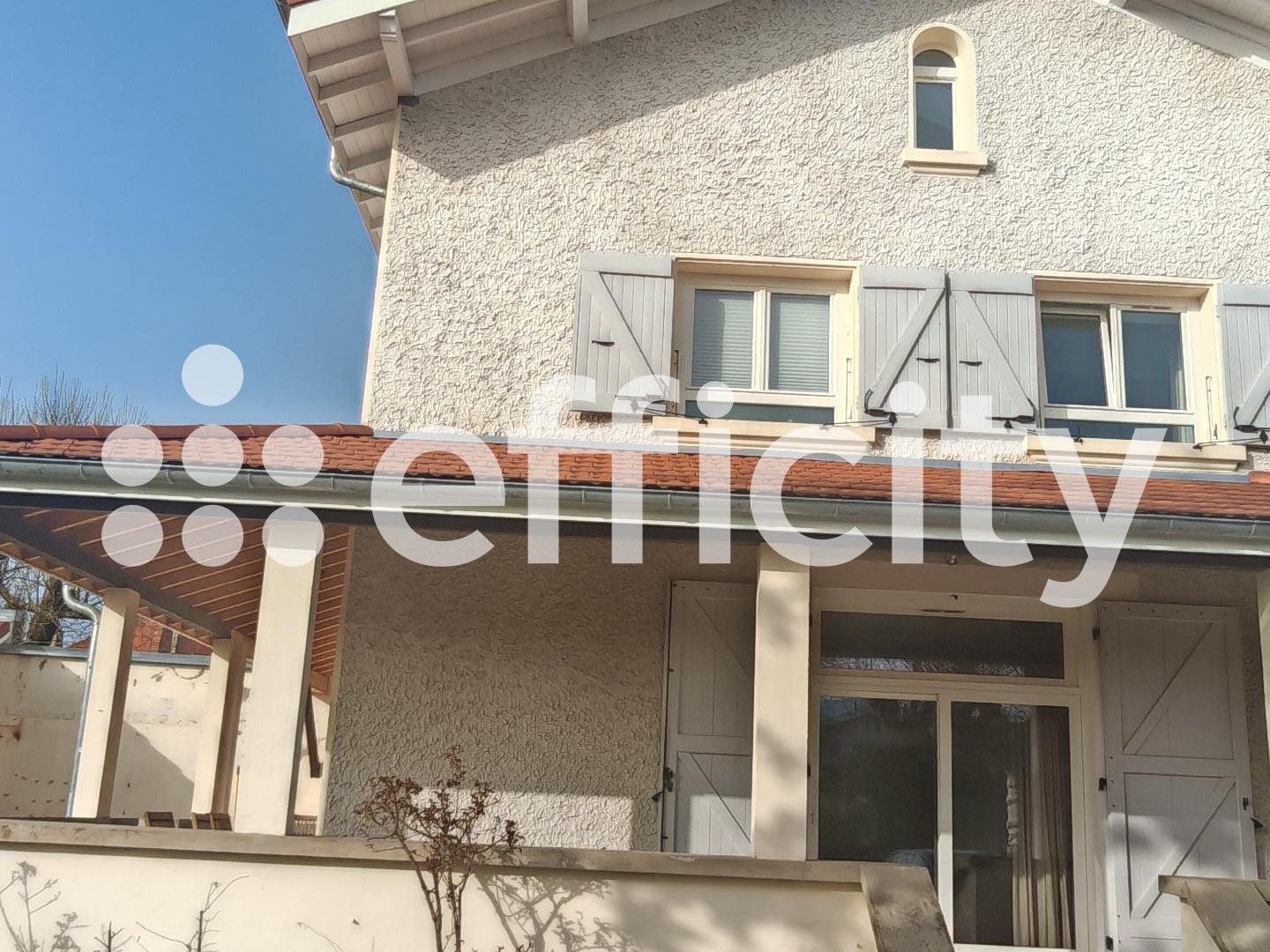 Maison 7 pièces 153 m²
