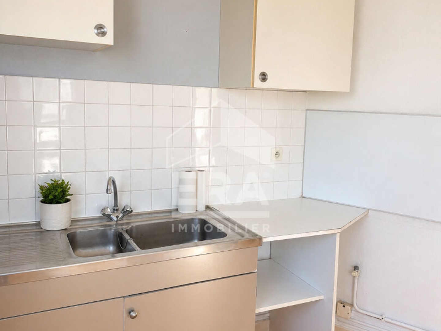 Appartement à vendre - 2 pièces - 42m2 - Bourg-L'évêque (49520)