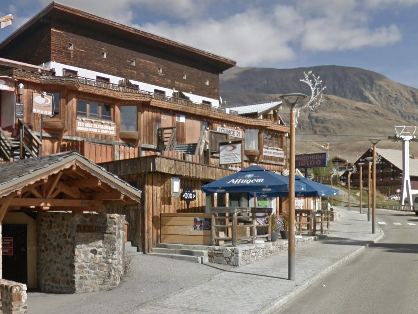 Local commercial 286 m²