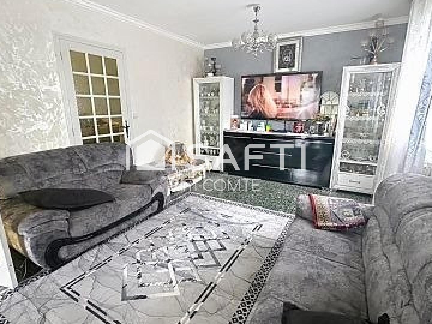 Maison à vendre - 7 pièces - 149m2 - Salaise-Sur-Sanne (38150)