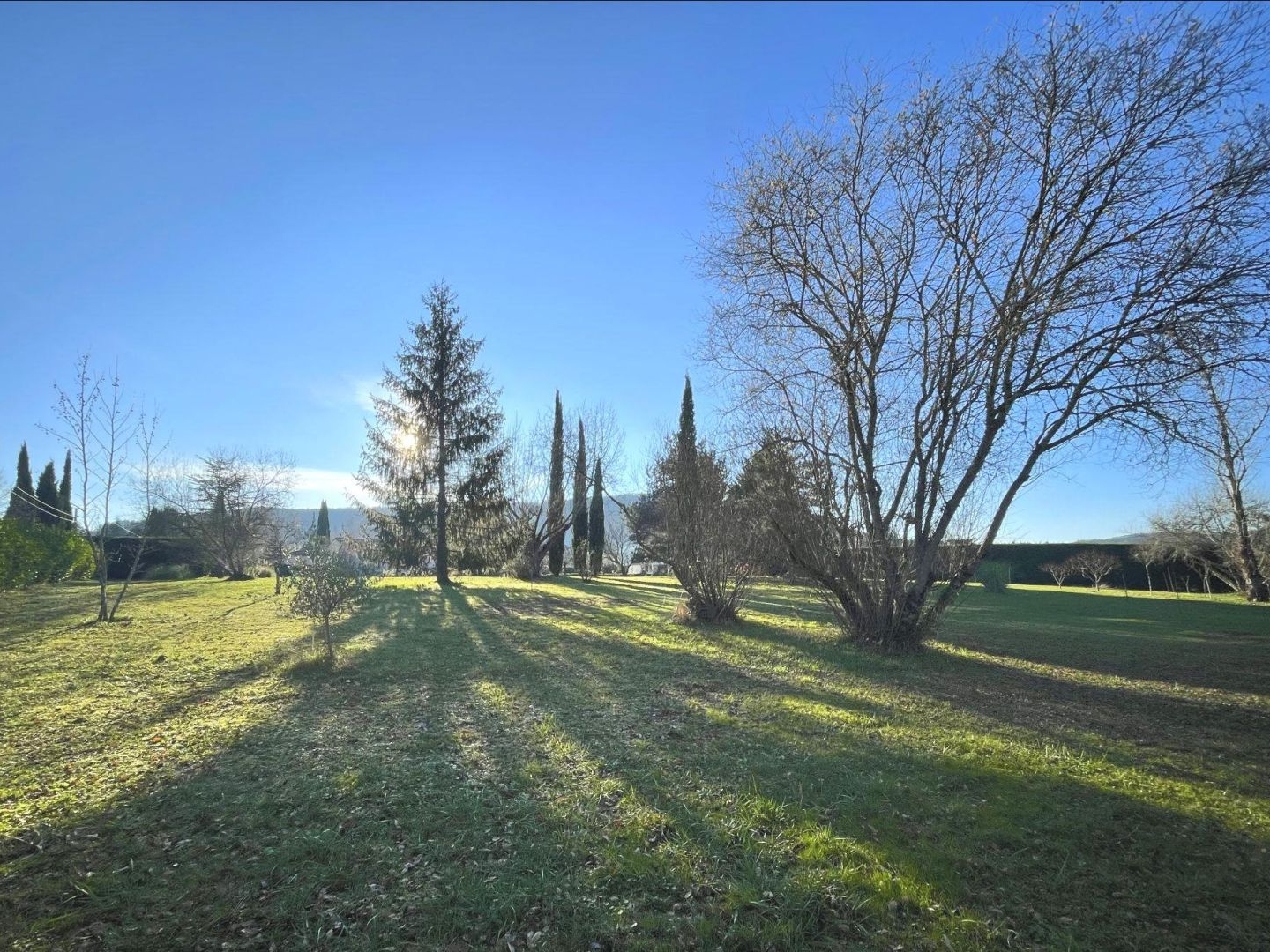 Terrain à vendre - 2500m2 - Luzech (46140)