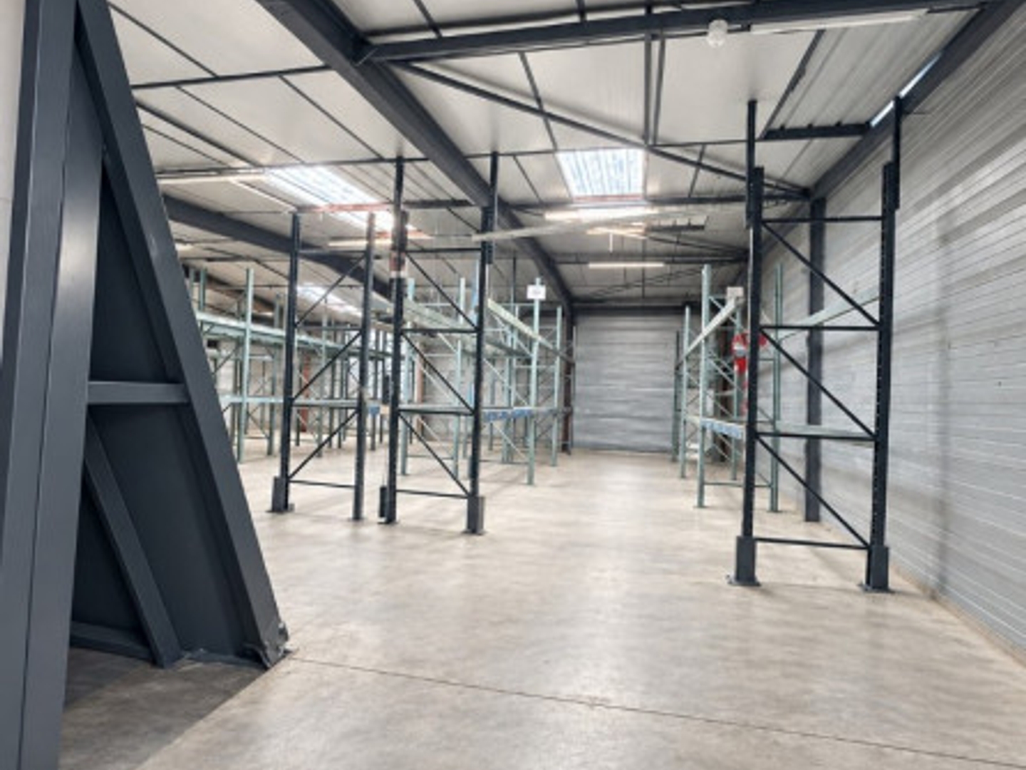 Locaux à vendre - 15 pièces - 1620m2 - Narbonne (11100)