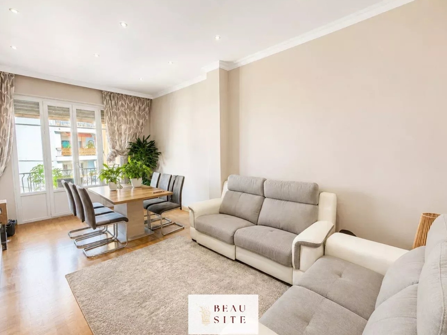 Appartement à vendre - 3 pièces - 95m2 - Nice (06000)