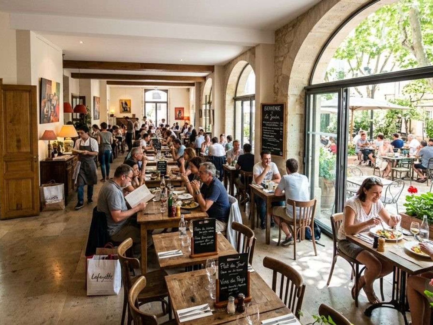 AV affaire de restauration du midi sur Montpellier