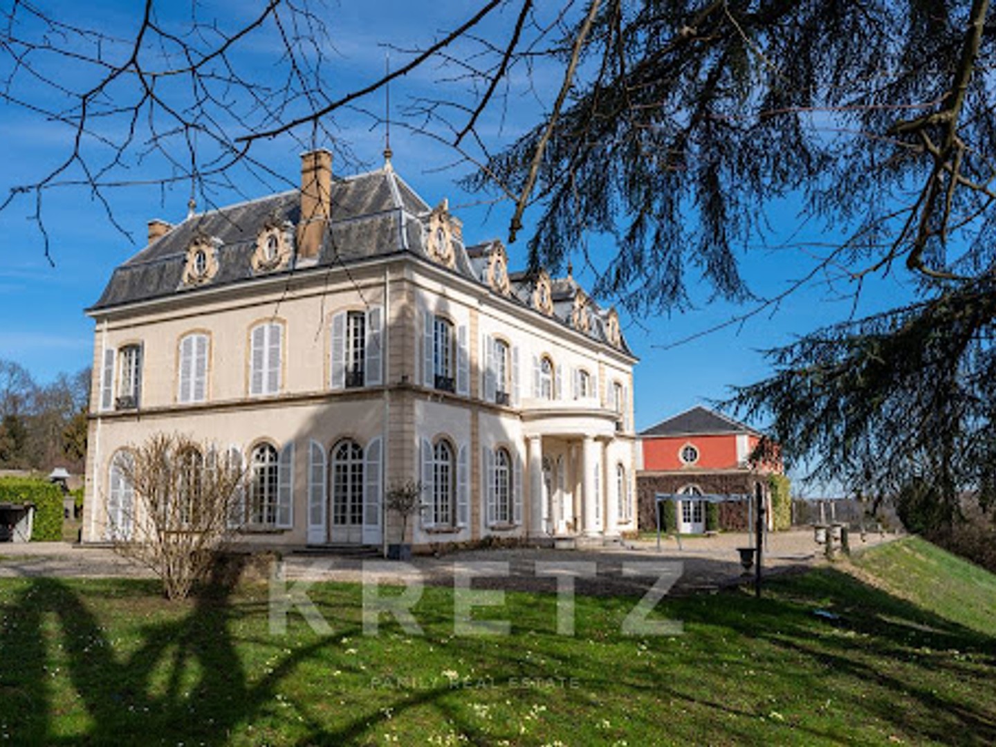 Maison 20 pièces 2000 m²