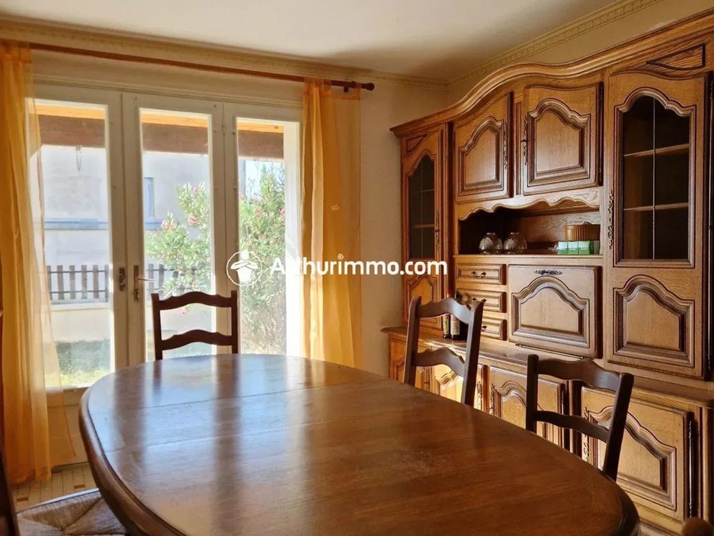 Maison à vendre - 6 pièces - 113m2 - Aujac (17770)
