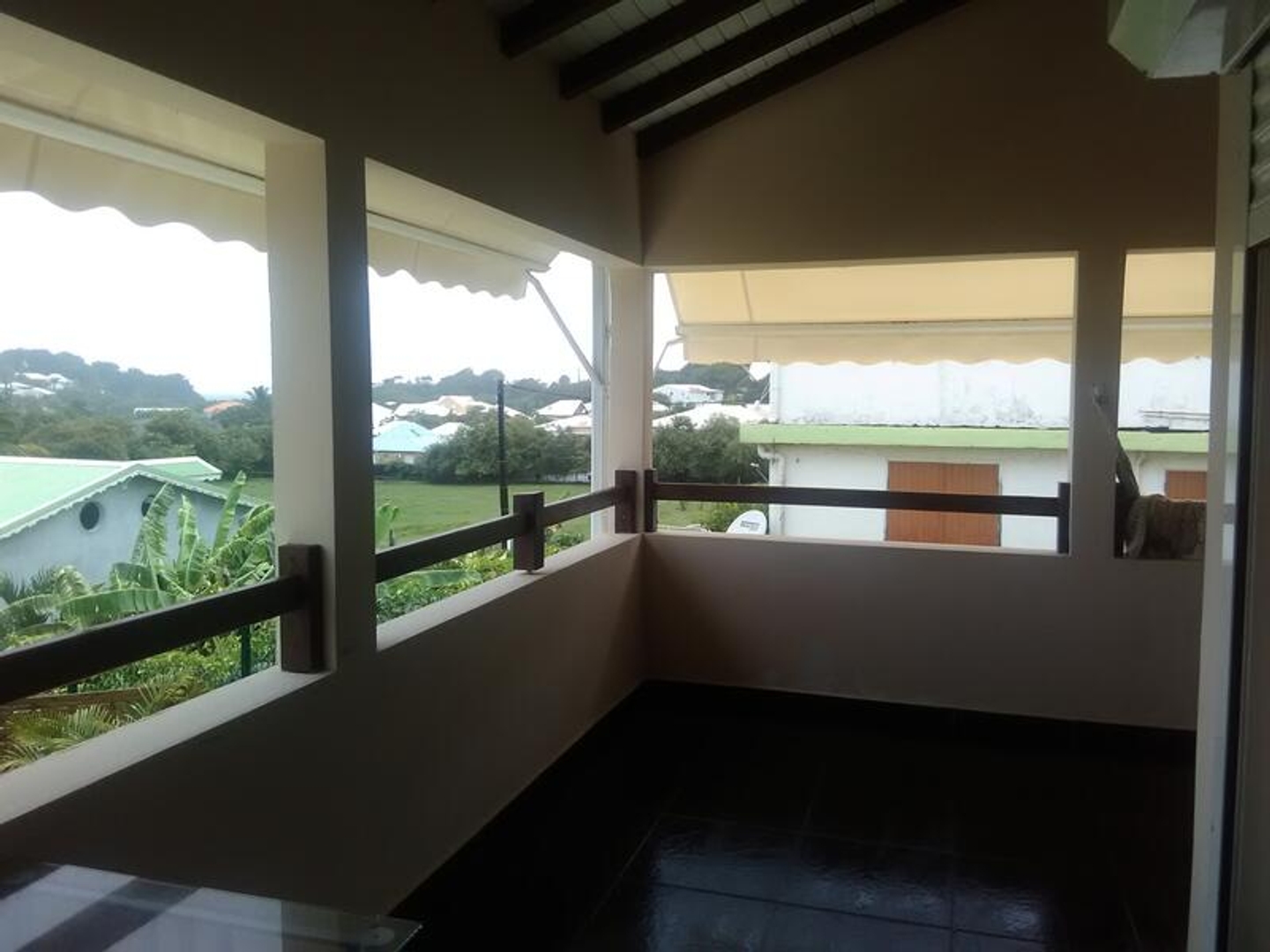 Appartement à vendre - 2 pièces - 43m2 - Le Gosier (97190)
