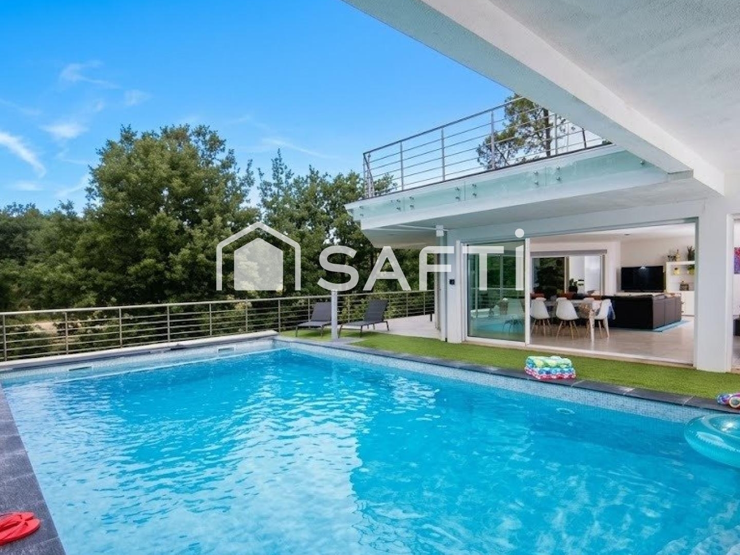 Maison à vendre - 5 pièces - 182m2 - Flassans-Sur-Issole (83340)