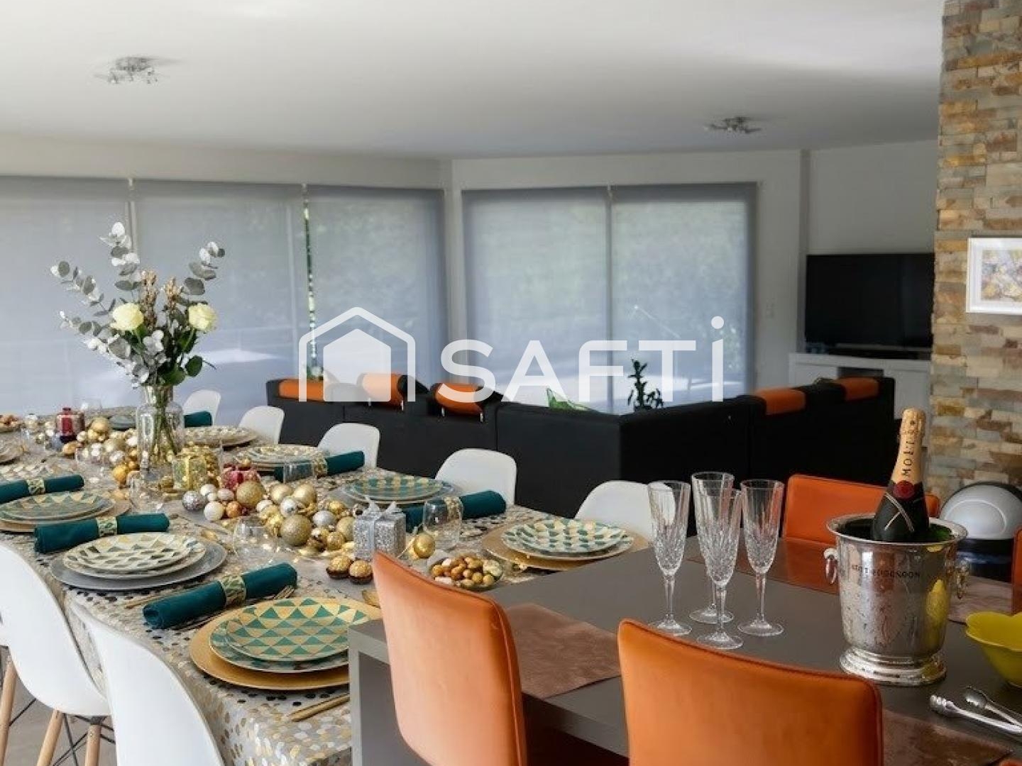Maison à vendre - 5 pièces - 182m2 - Flassans-Sur-Issole (83340)