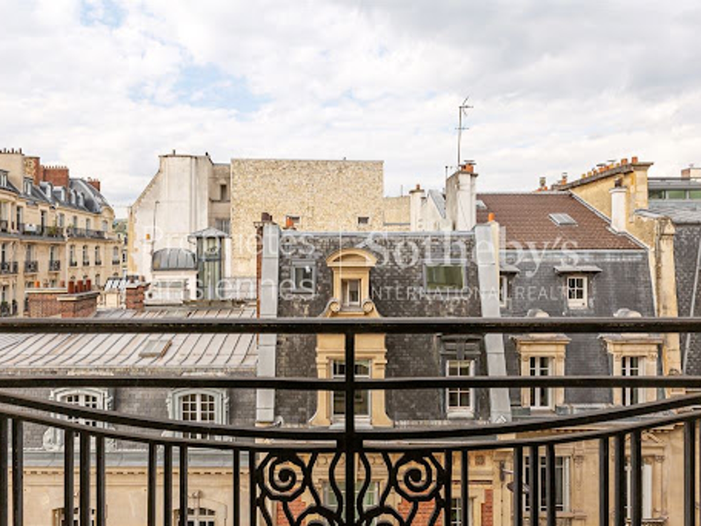 Appartement à vendre - 7 pièces - 288m2 - Paris 16e (75016)