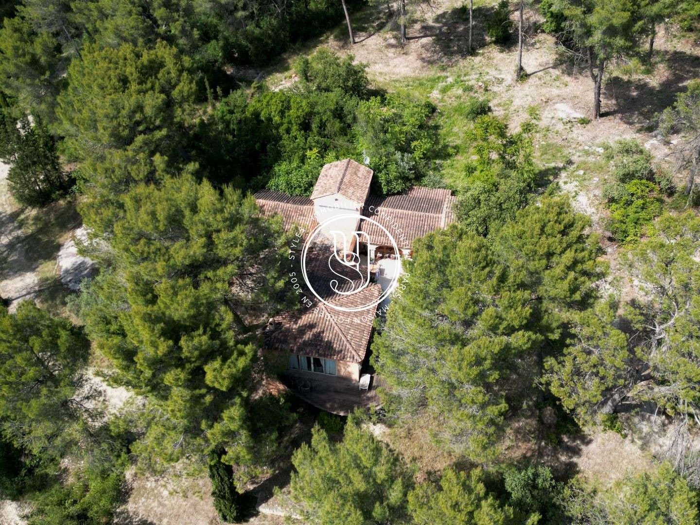 Villa 21 pièces 2629 m²