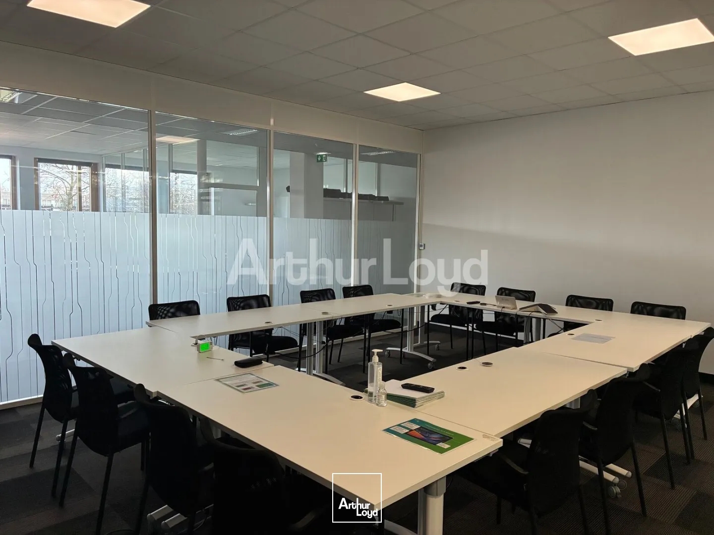 Bureaux à vendre - 275m2 - Villeneuve-D'ascq (59650)