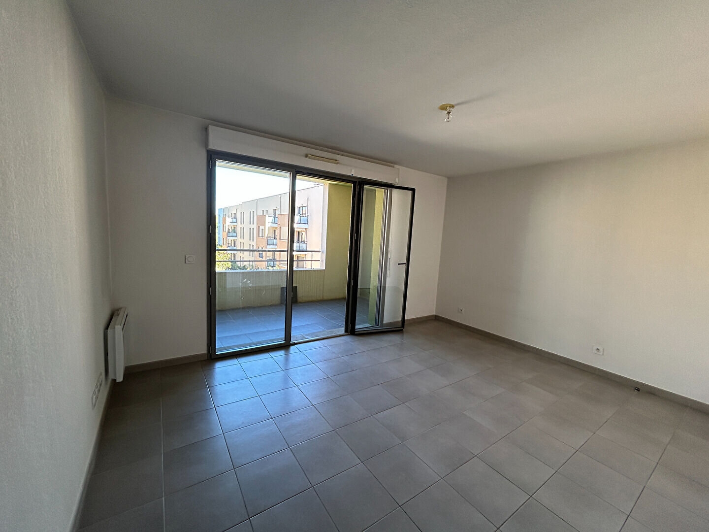 Appartement à vendre - 1 pièce - 26m2 - Aix-En-Provence (13100)