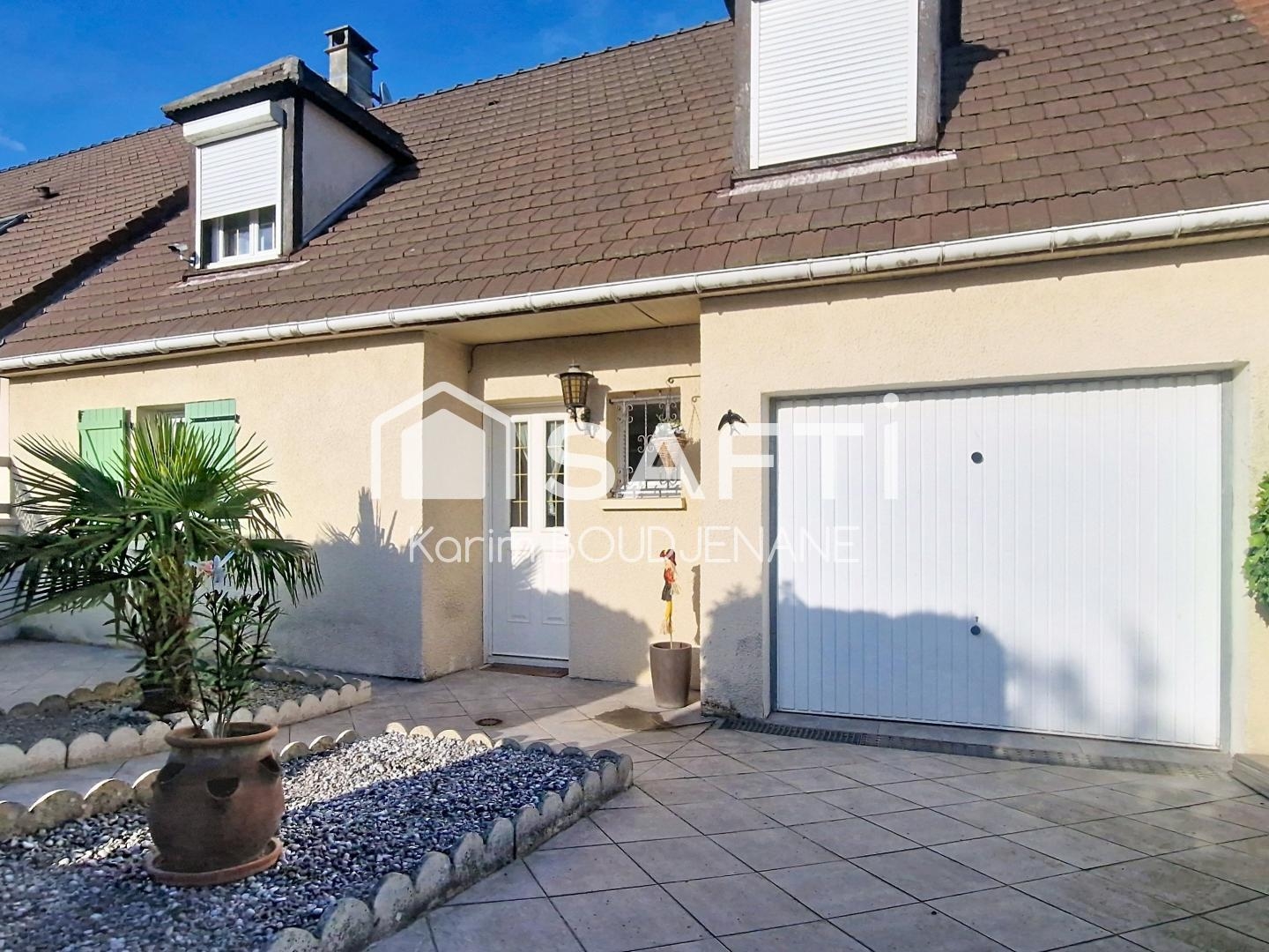 Maison 3 chambres, garage, véranda, 327 m² de terrain