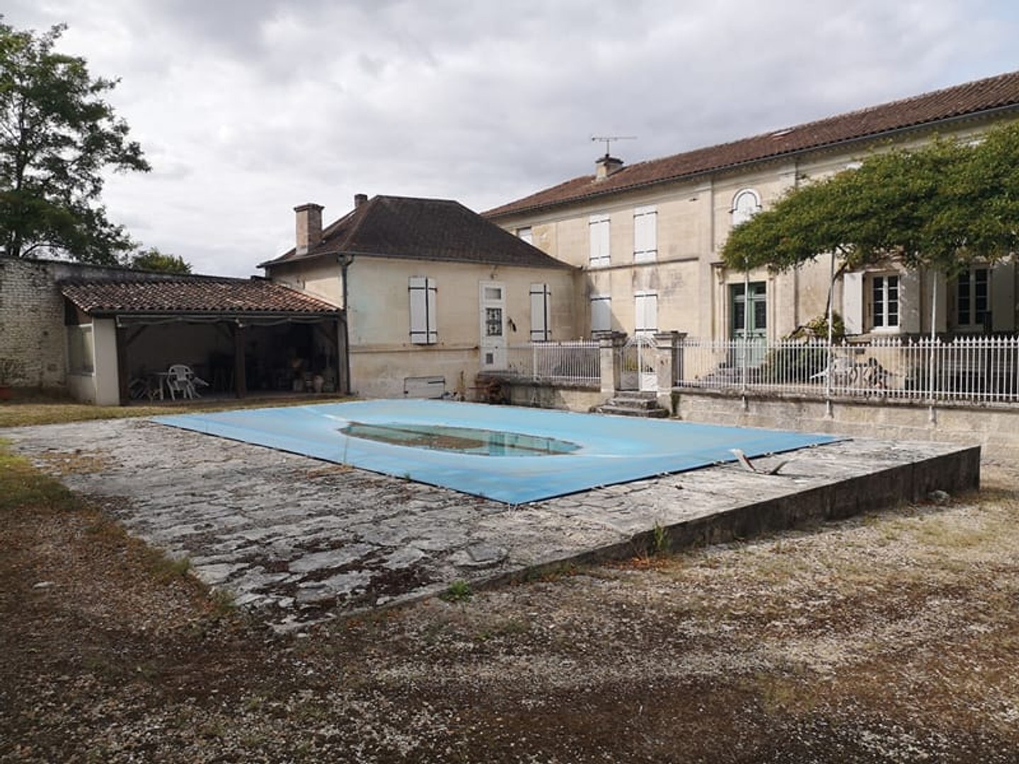 BELLE MAISON CHARENTAISE