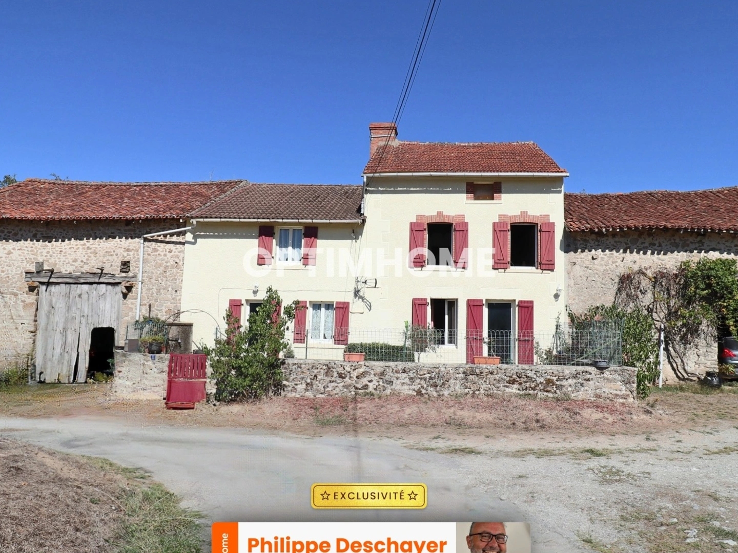 Maison de 166 m² - 9 pièces - 5 chambres - 3 Granges + dépendances - parcelle Terrain 5 184 m² DOMPIERRE LES EGLISES (87)