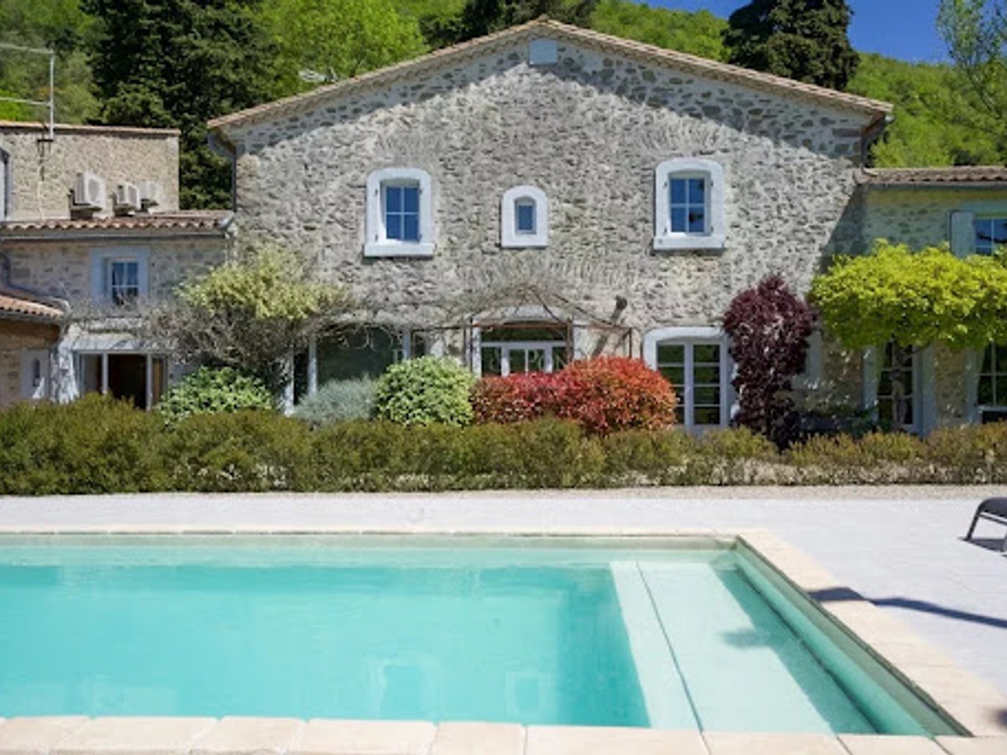 Propriété 25 pièces 700 m²