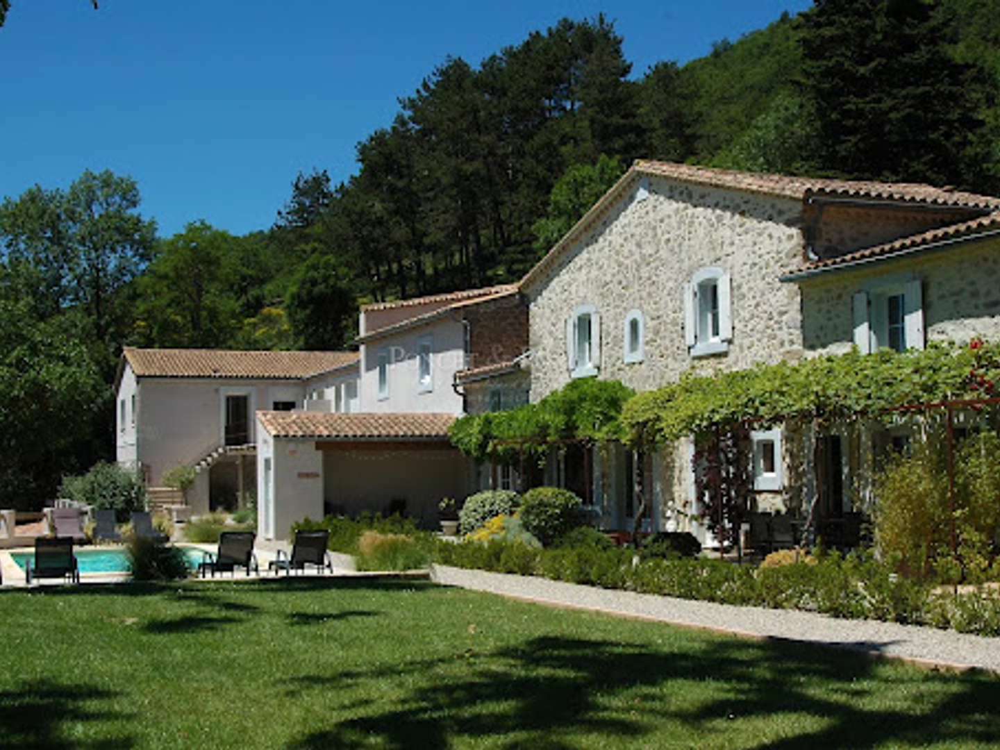 Maison à vendre - 25 pièces - 700m2 - Limoux (11300)