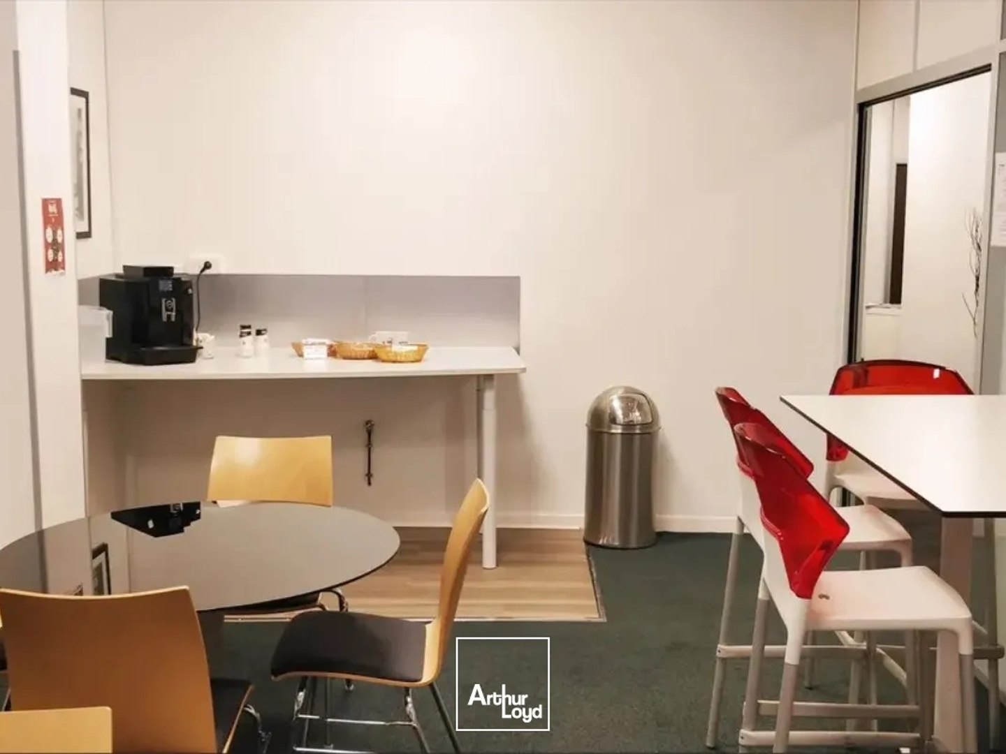 Bureaux à vendre - 2246m2 - Paris 10e (75010)