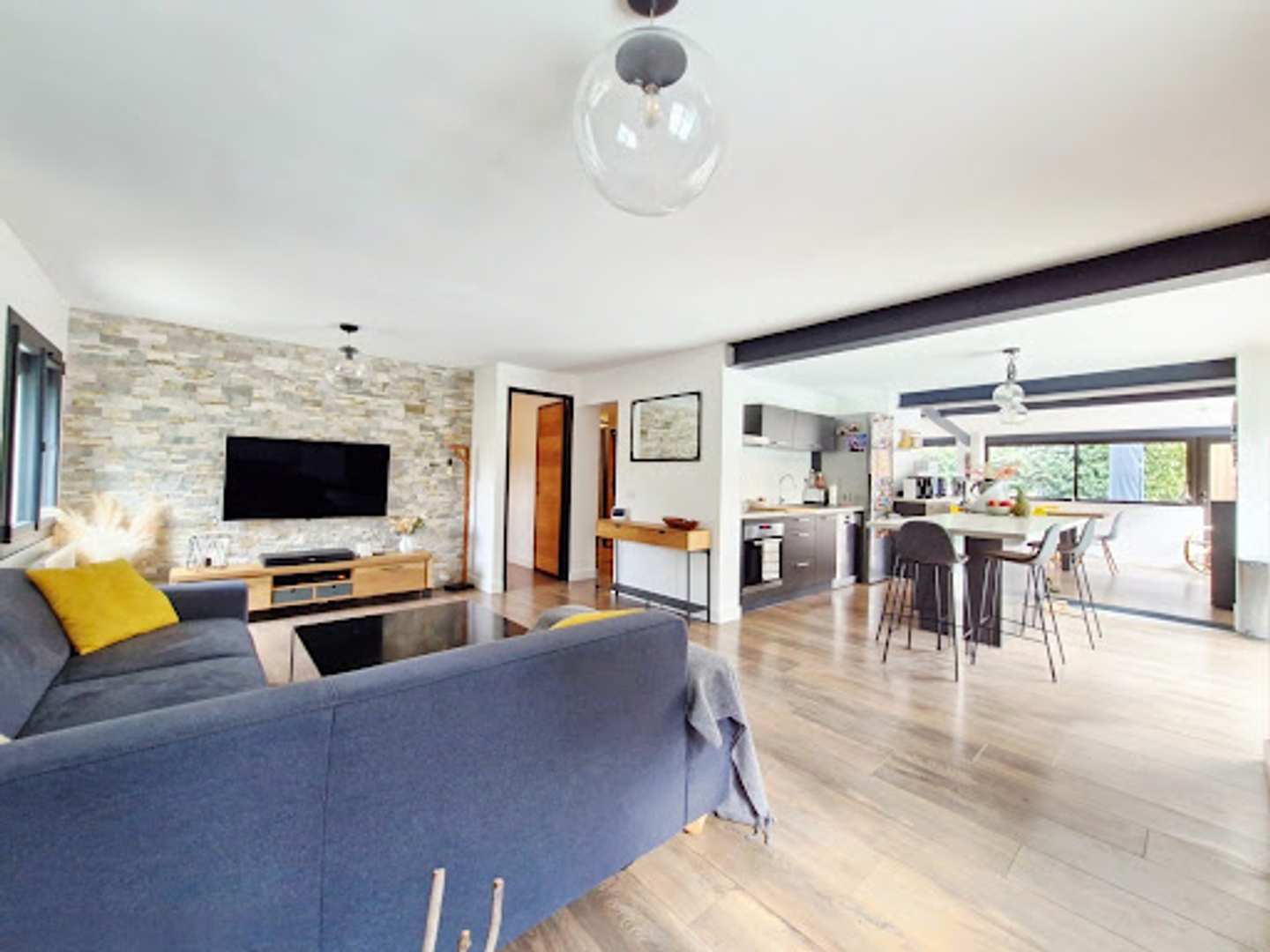 Maison à vendre - 6 pièces - 154m2 - Sussargues (34160)