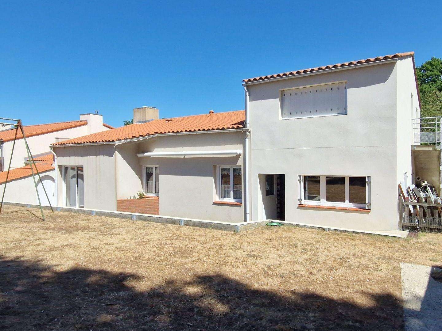 Maison 7 pièces 96 m²