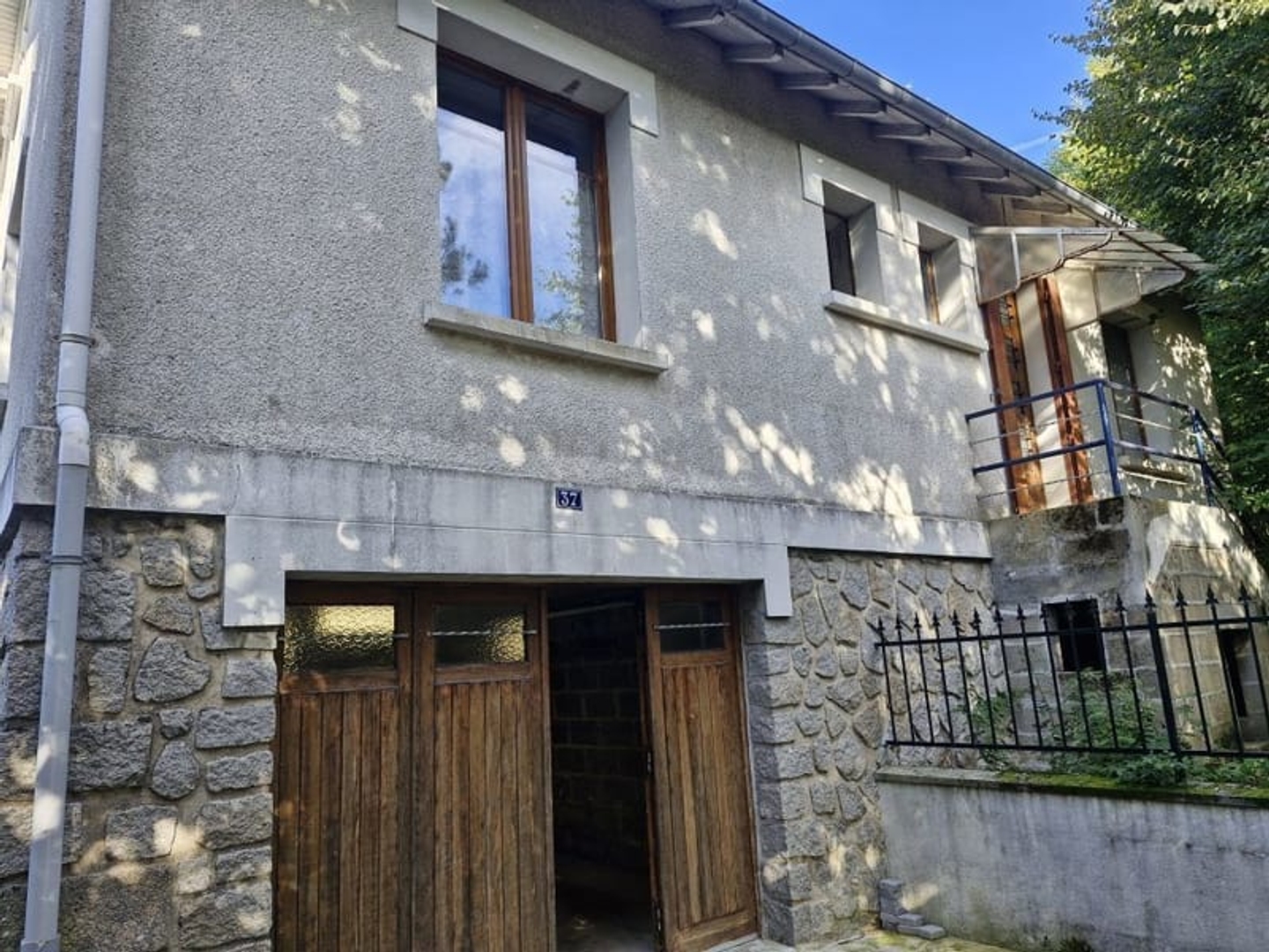 Maison à vendre - 4 pièces - 70m2 - Bourganeuf (23400)