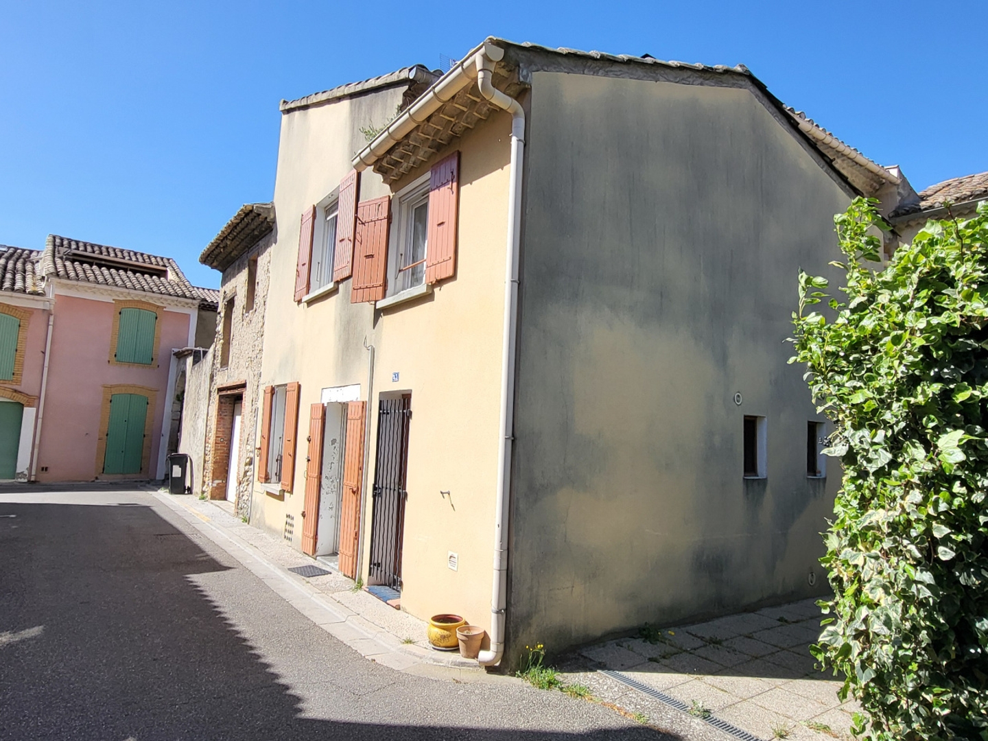 Maison à vendre - 3 pièces - 72m2 - Violès (84150)