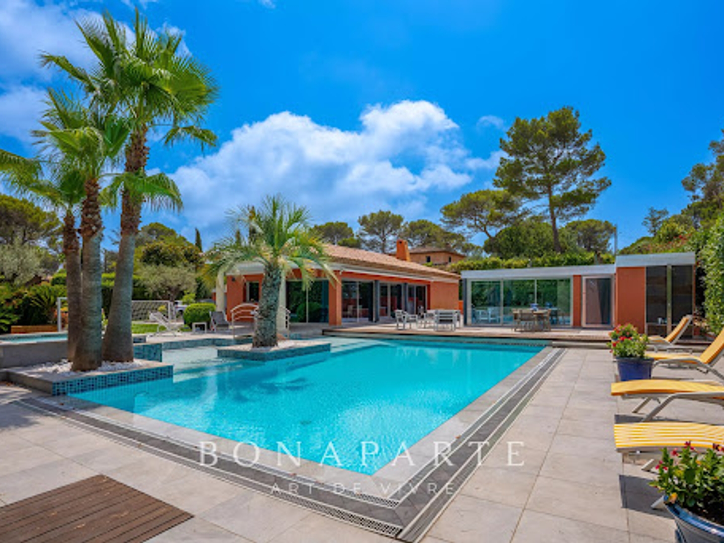 Villa 5 pièces 206 m²