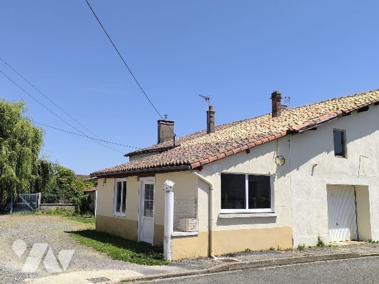 Maison à vendre - 4 pièces - 99m2 - Mairé-Levescault (79190)