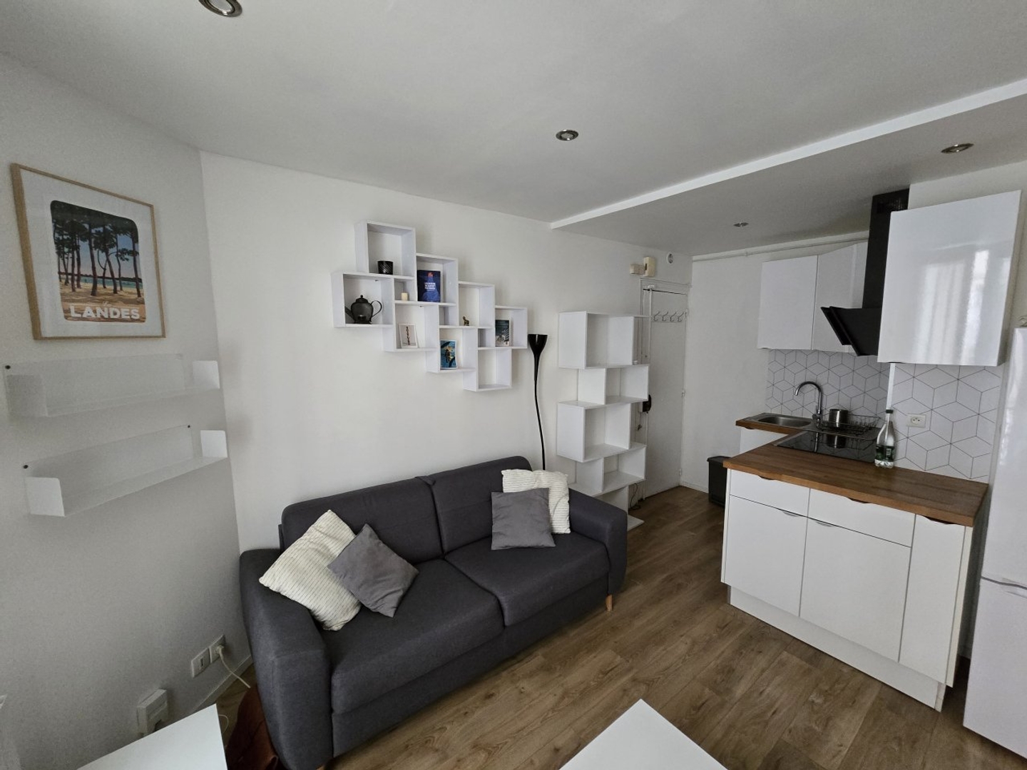 Appartement à vendre - 2 pièces - 27m2 - Paris 18e (75018)
