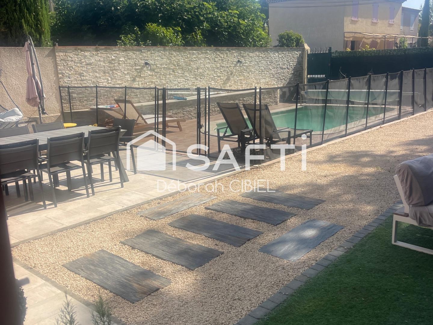 Maison à vendre - 4 pièces - 83m2 - La Fare-Les-Oliviers (13580)
