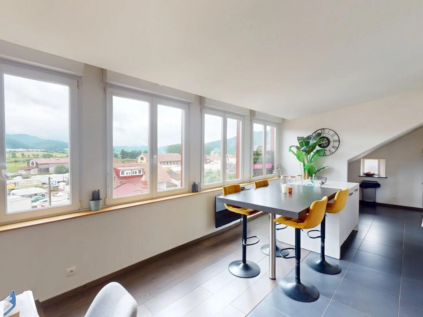 Appartement 4 pièces 99 m²