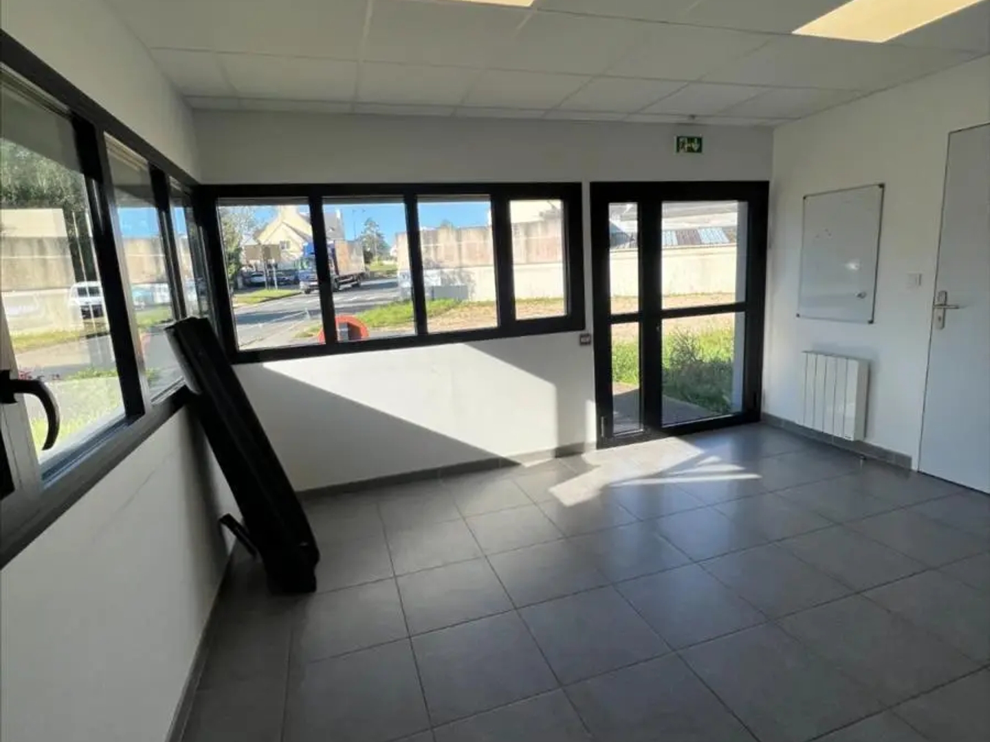 Locaux à vendre - 10 pièces - 144m2 - Châteaulin (29150)