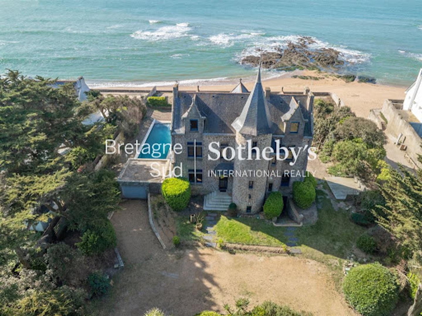 Propriété 9 pièces 267 m²