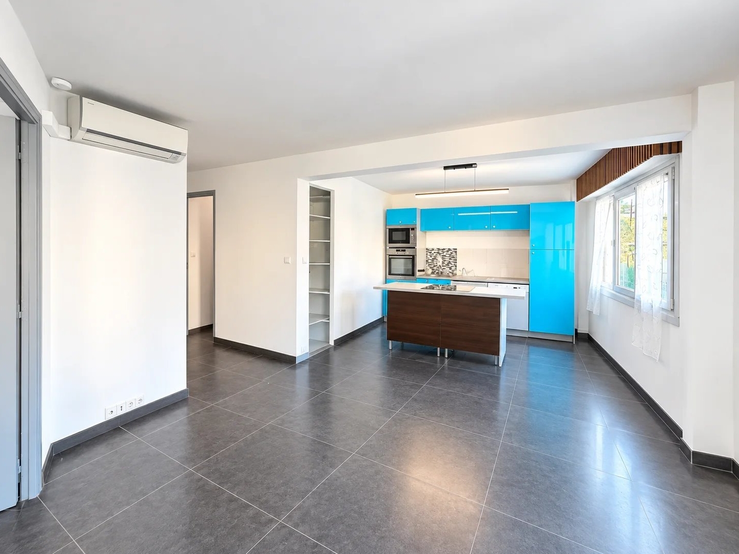 Appartement à vendre - 4 pièces - 79m2 - Cannes (06400)