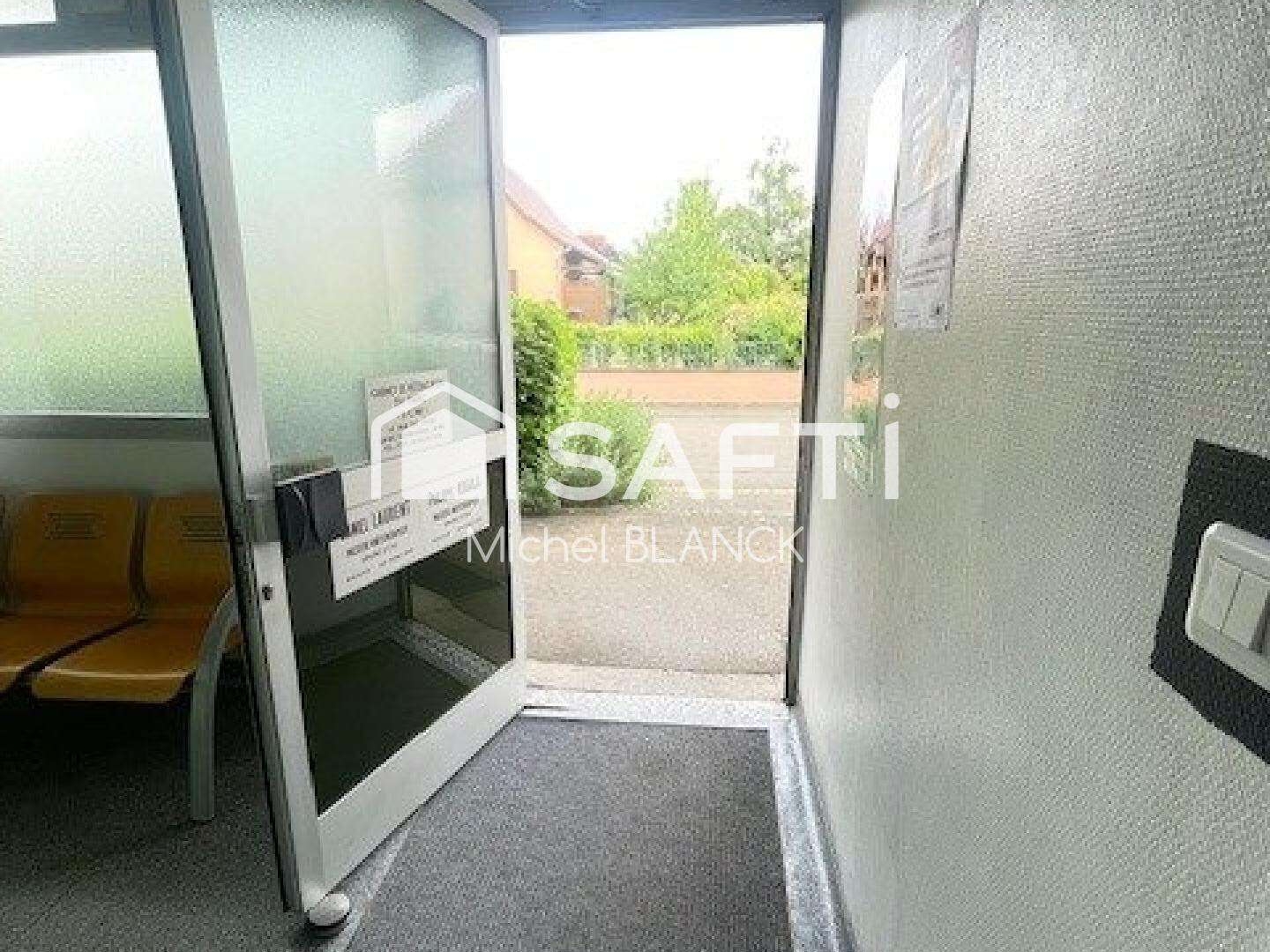 Bureaux à vendre - 4 pièces - 92m2 - Horbourg-Wihr (68180)