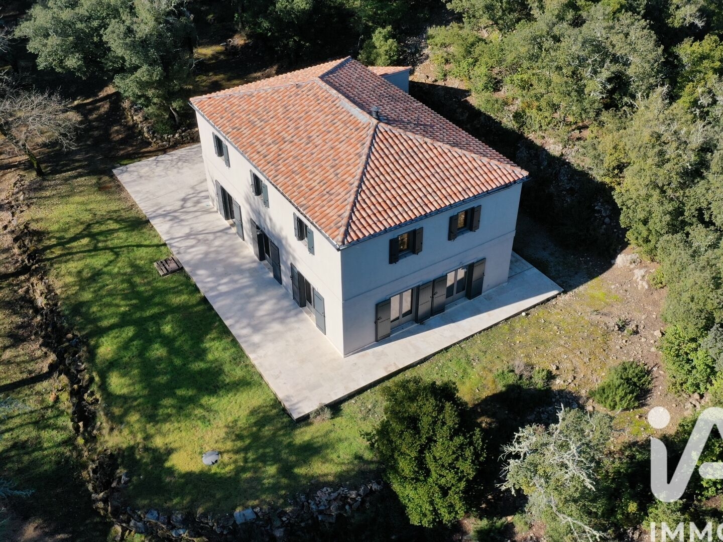 Maison à vendre - 6 pièces - 227m2 - Châteauvert (83670)