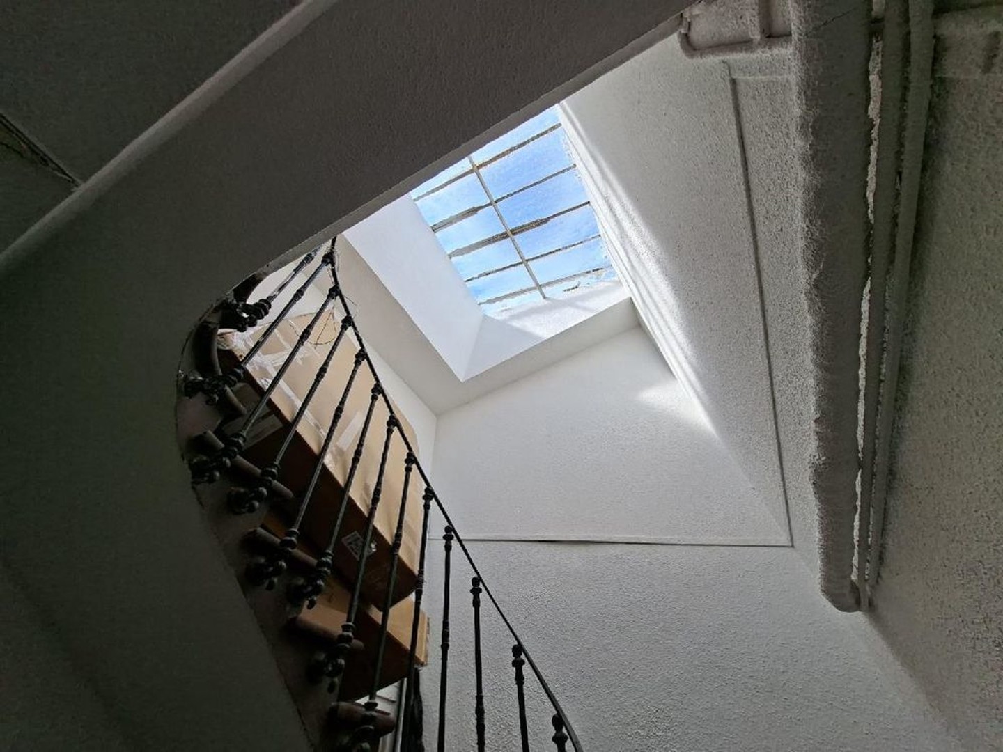 Immeuble à vendre - 1 pièce - 212m2 - Béziers (34500)