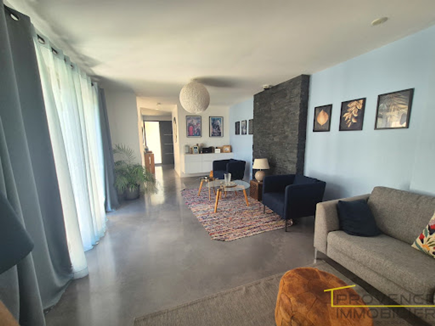 Maison à vendre - 6 pièces - 169m2 - Montélimar (26200)